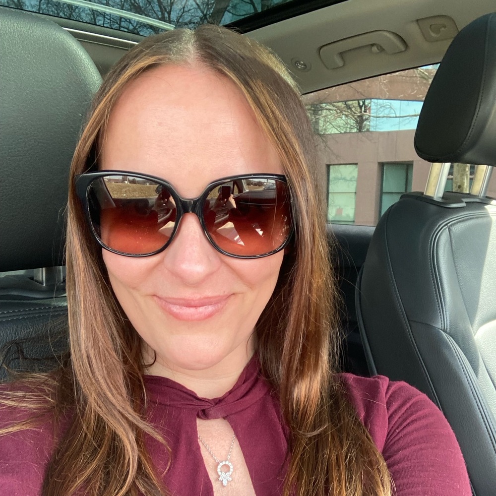 Meet your Posher, Melanie